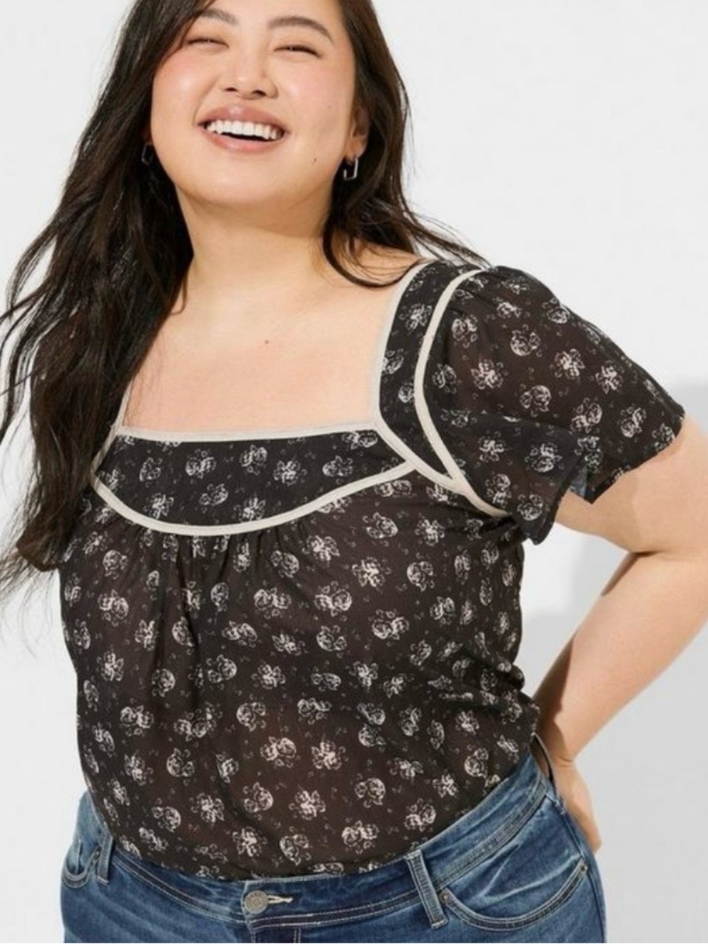 torrid Black Floral Puff-Sleeve Blouse with White Trim sheer size 00